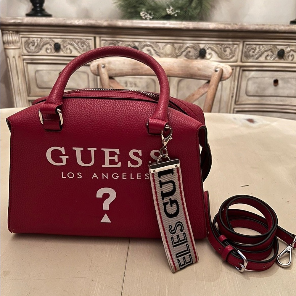 Womens Guess purse